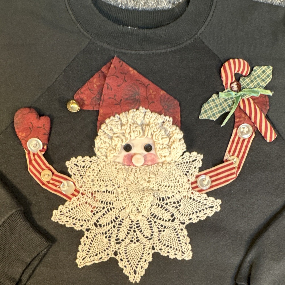 Hanes Womens Fleece Crewneck Pullover Sweatshirt Black L Santa Graphic (1312) - Picture 2 of 13